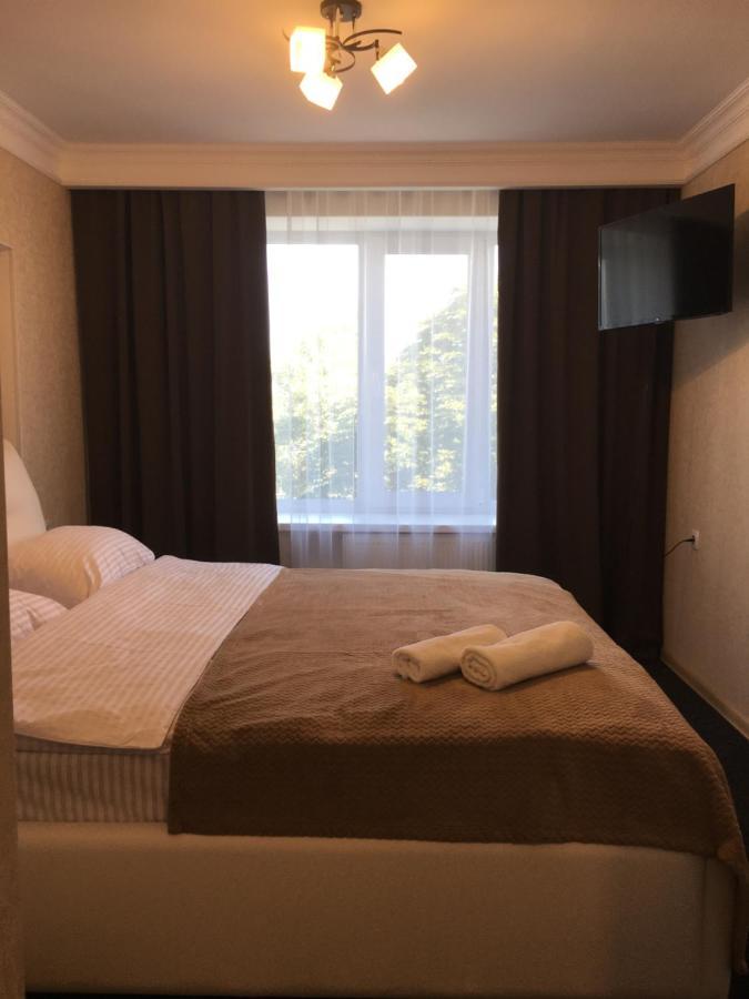 Hotel Elegia Trostyanets  Exteriör bild