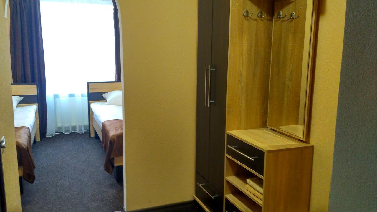 Hotel Elegia Trostyanets  Exteriör bild